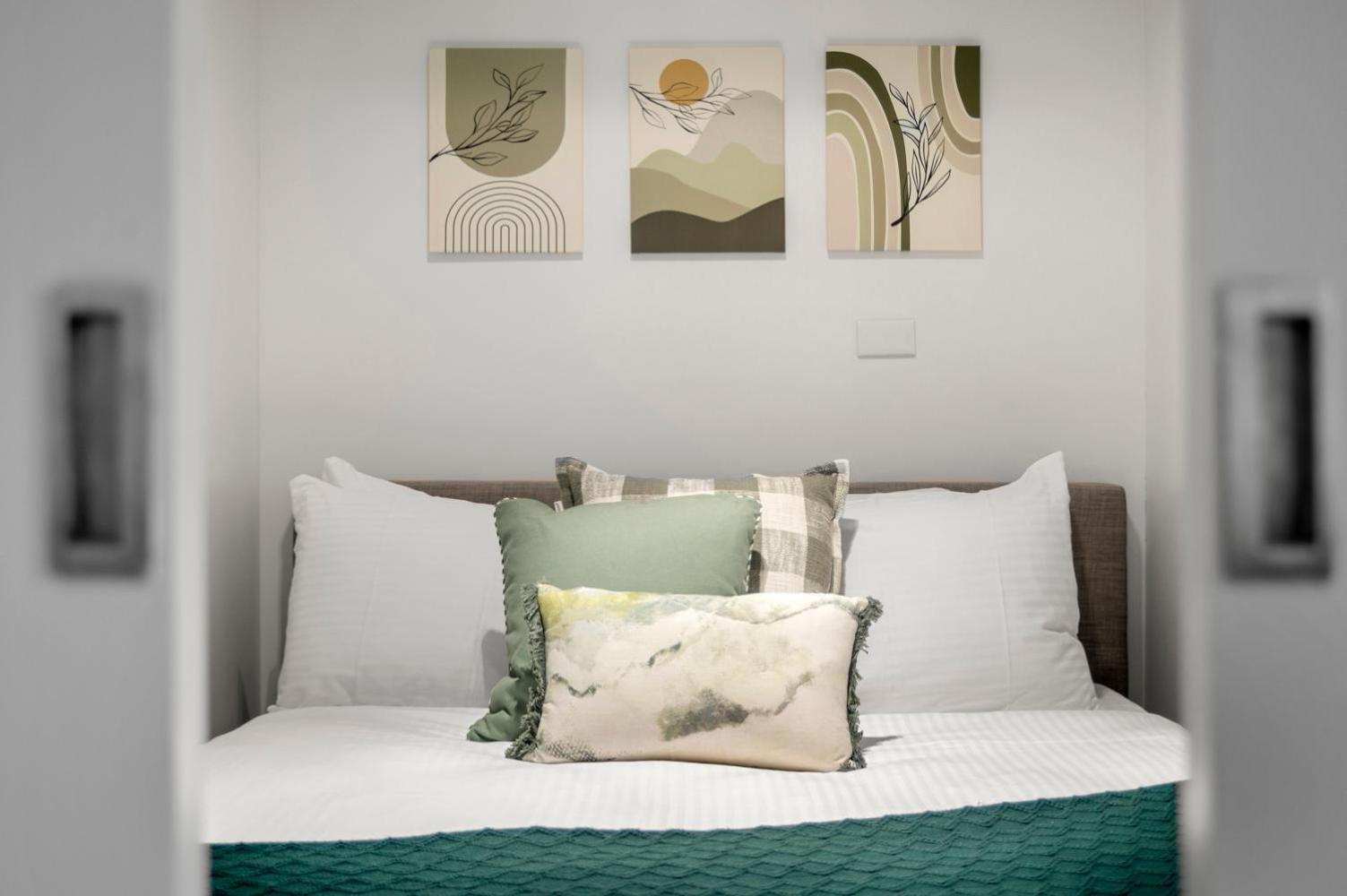 Apartment Serene Two Bedroom In Cbd With Free Parking *
