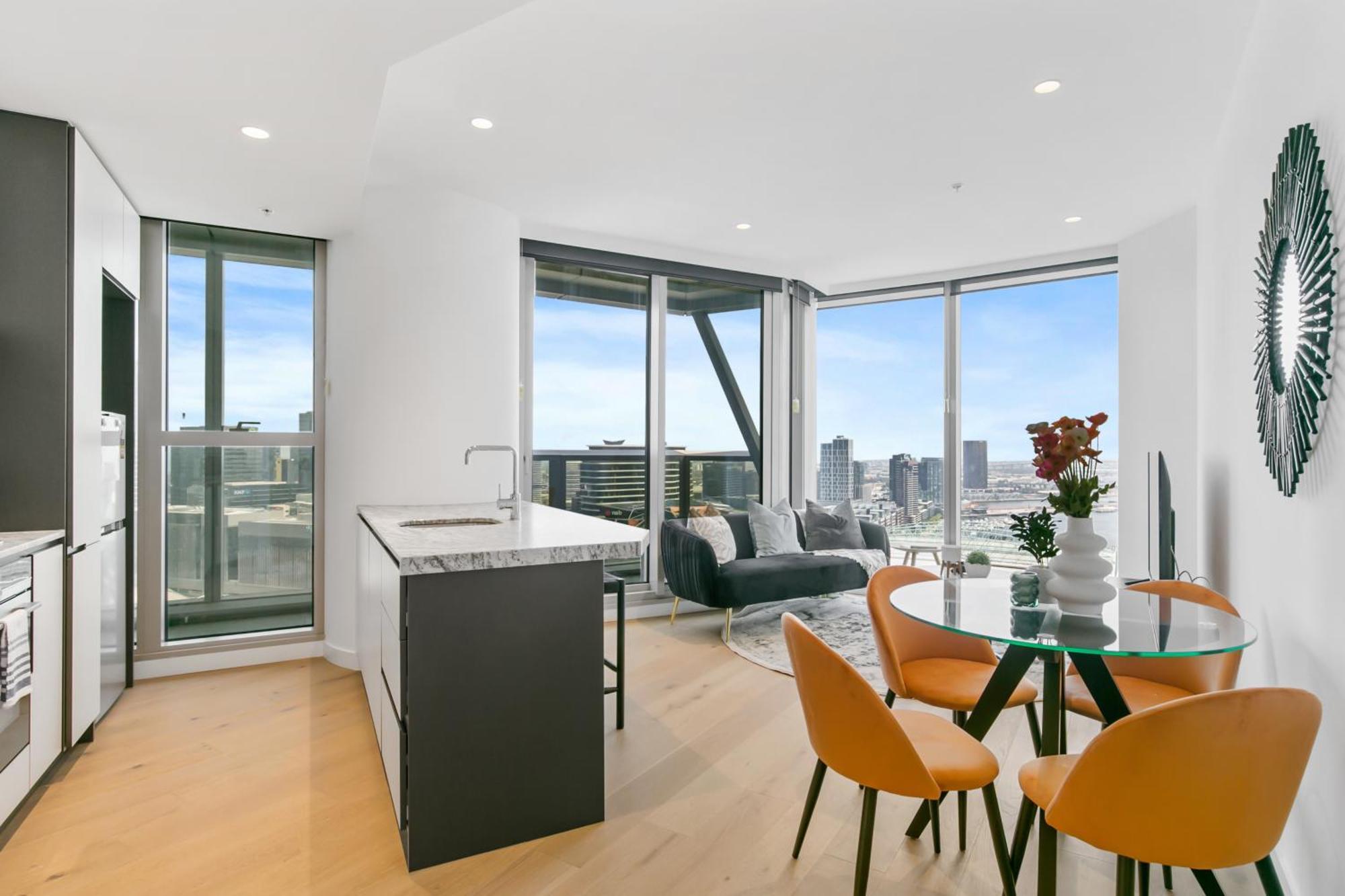 Skyhigh 2br W Stunning River Views, Gym & Pool Melbourne
