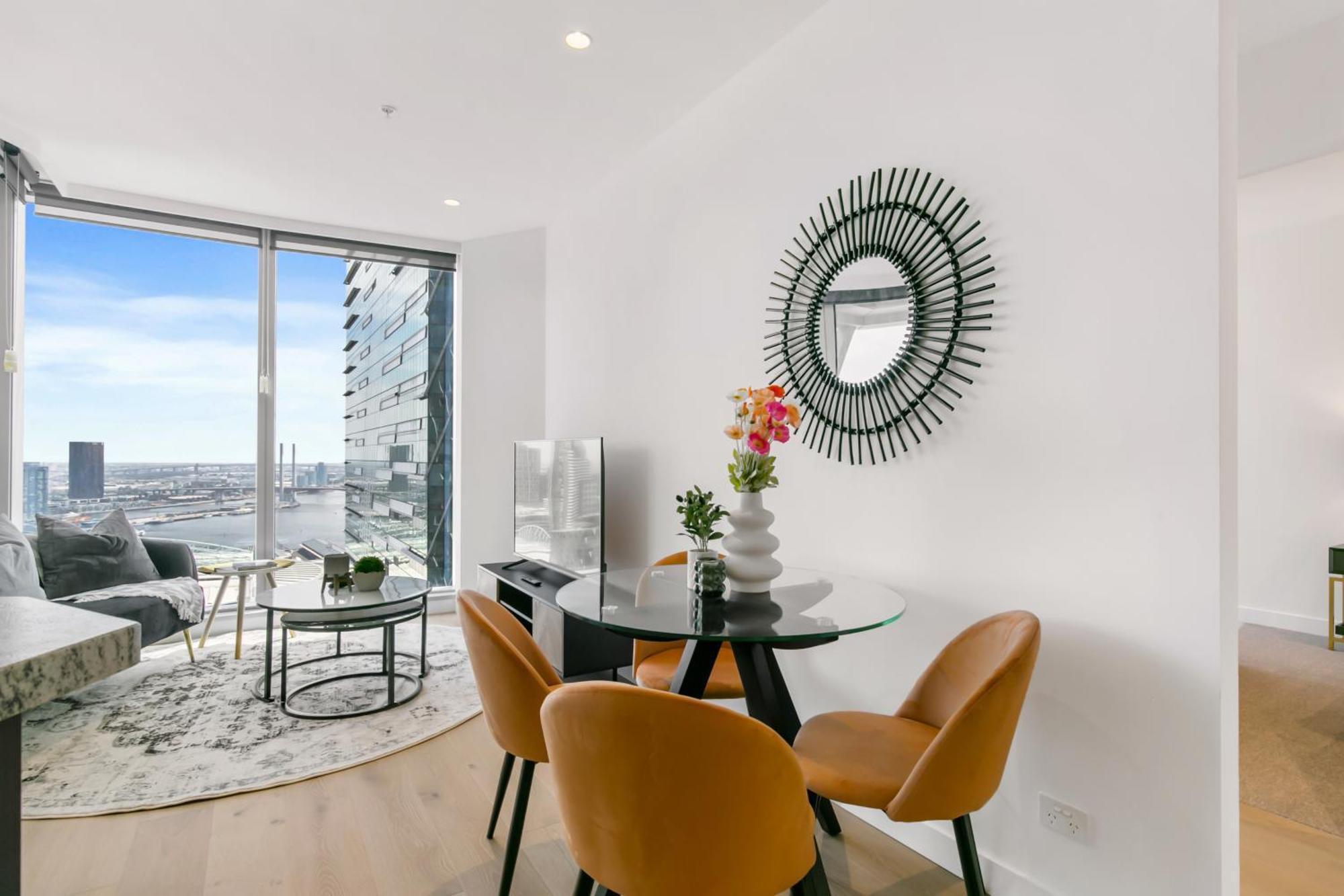 Skyhigh 2br W Stunning River Views, Gym & Pool *