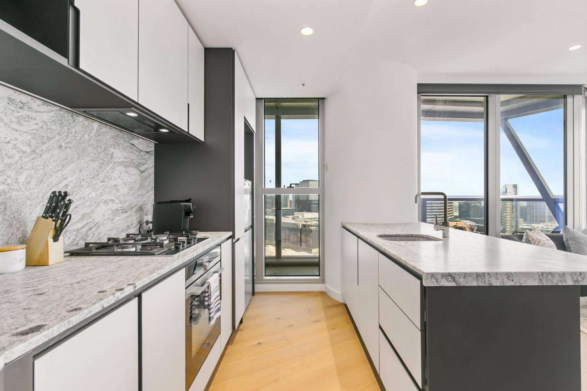 Skyhigh 2br W Stunning River Views, Gym & Pool Melbourne
