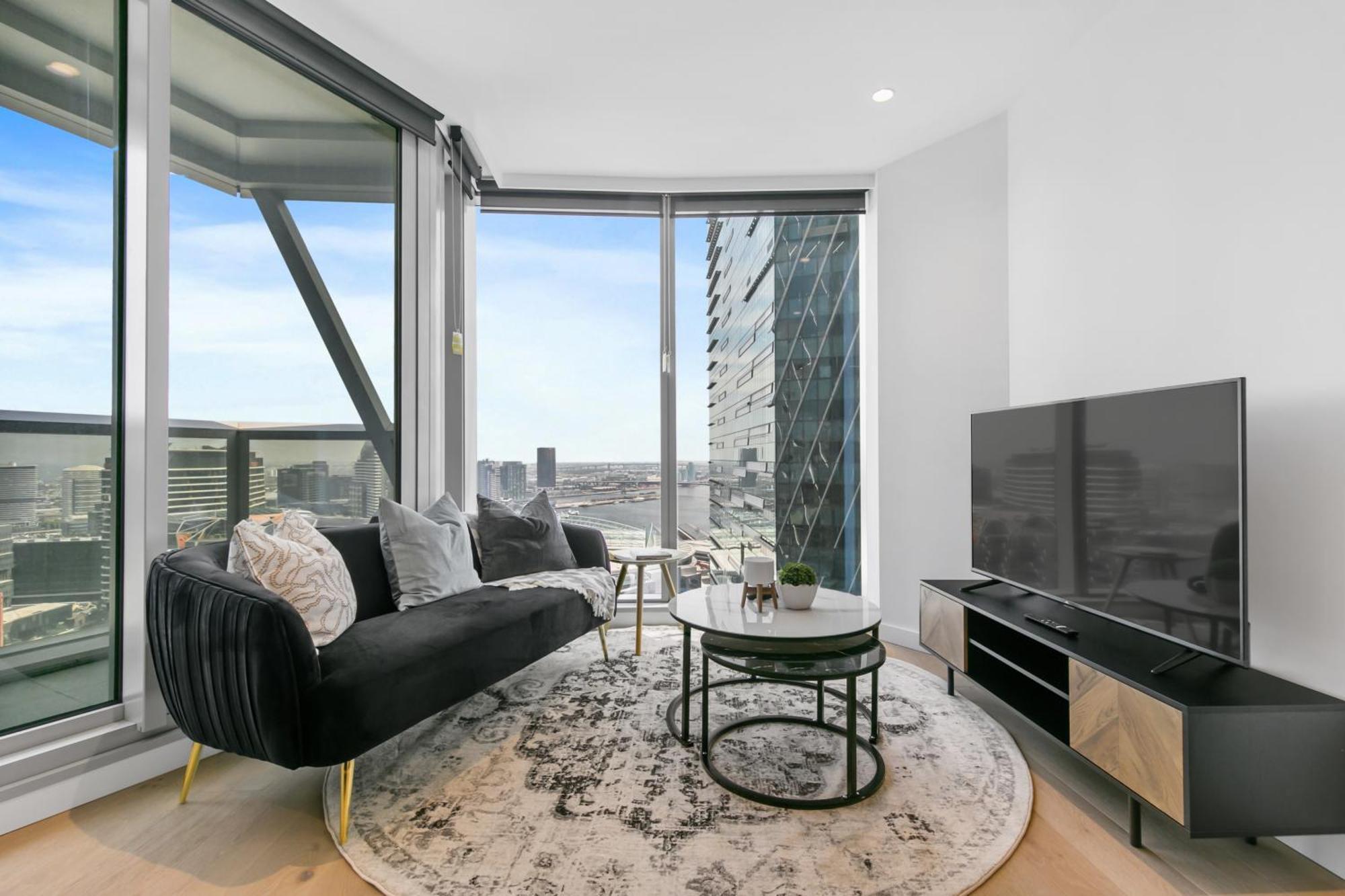 Skyhigh 2br W Stunning River Views, Gym & Pool Melbourne