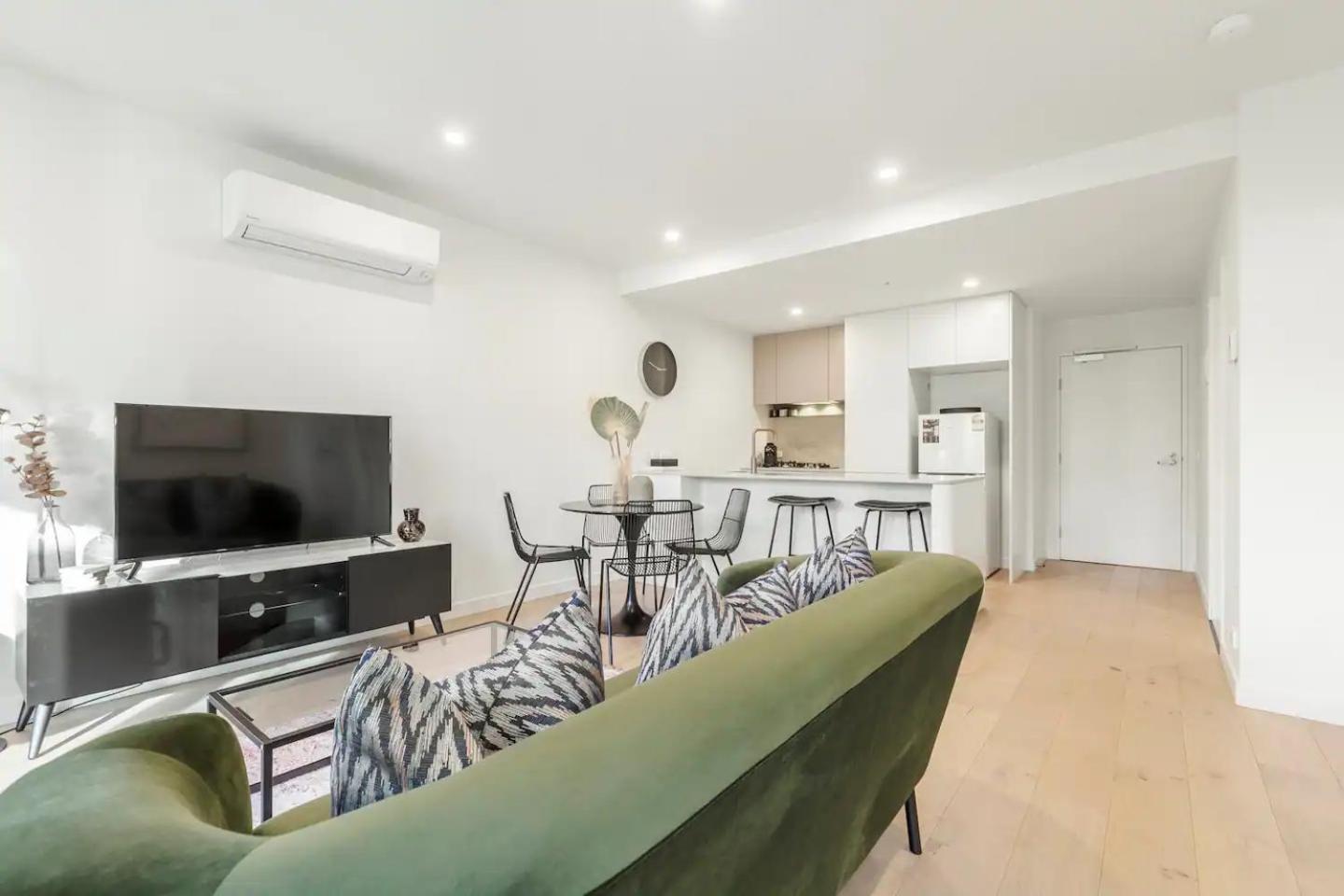 Tranquil Major Hospital Precinct W Parking Apartment *