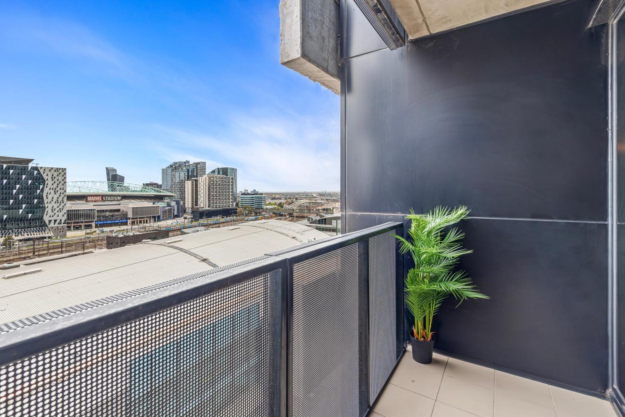 Complete Host Neo Melbourne