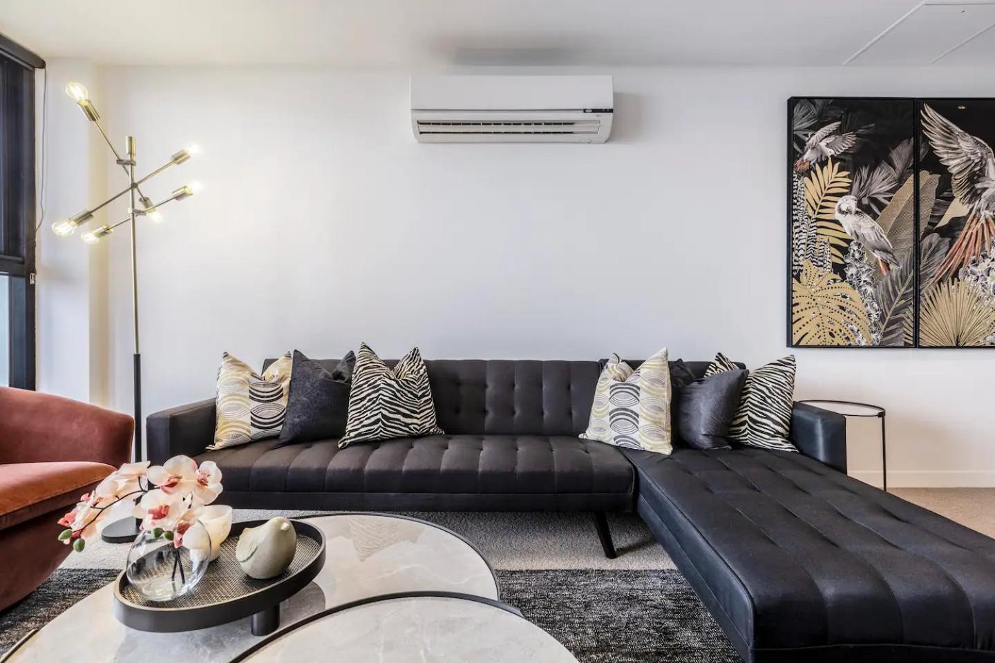 W Sweeping Views Rooftop Pool 2 Car Parks Apartment *