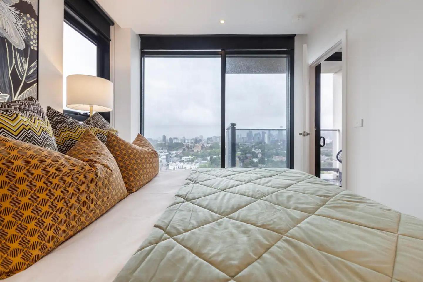 W Sweeping Views Rooftop Pool 2 Car Parks Melbourne