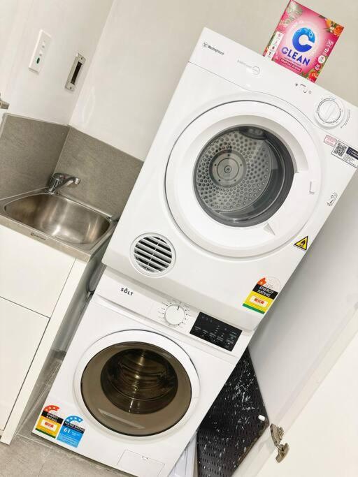 Aus 3415 - 2br Luxurious Free Parking Near Yarra River And Crown