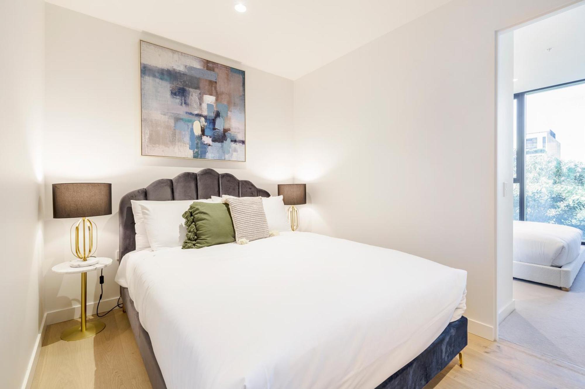 Apartment Alluring Oasis In The Heart Of South