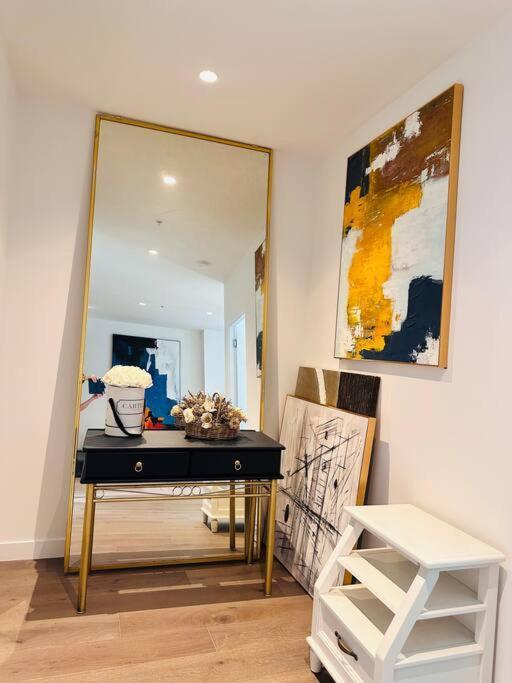 Royal Executive Living Corporate Residency