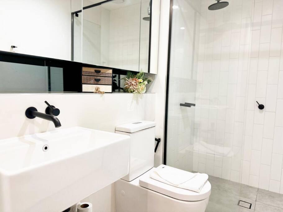 Rs703 - West Aparment With Balcony #free Parking * Melbourne