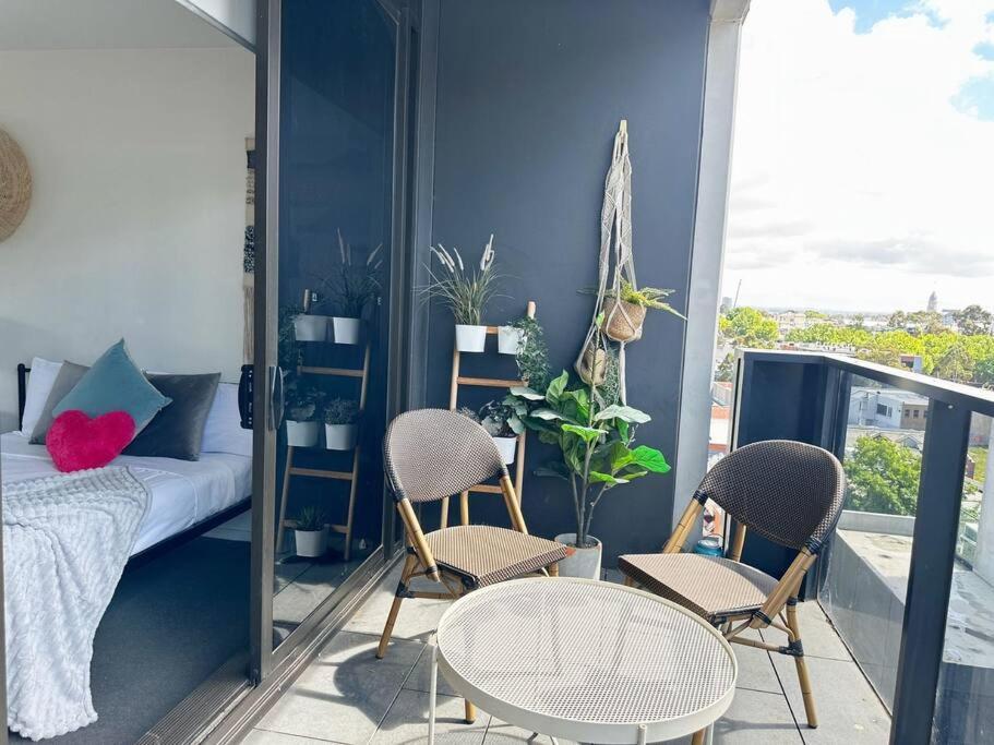 Apartment Rs703 - West Aparment With Balcony #free Parking