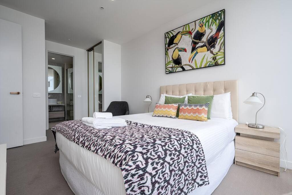 Apartment Nine Elm Port 702 Melbourne