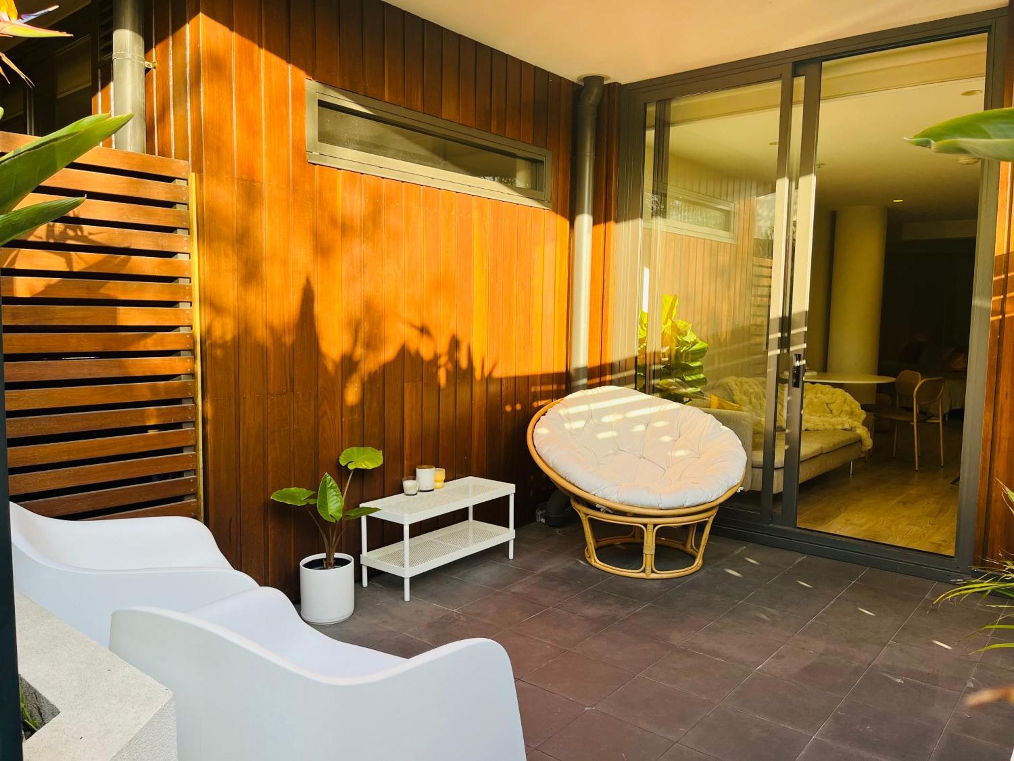 Luxury On The River With Pool & Gym * Melbourne