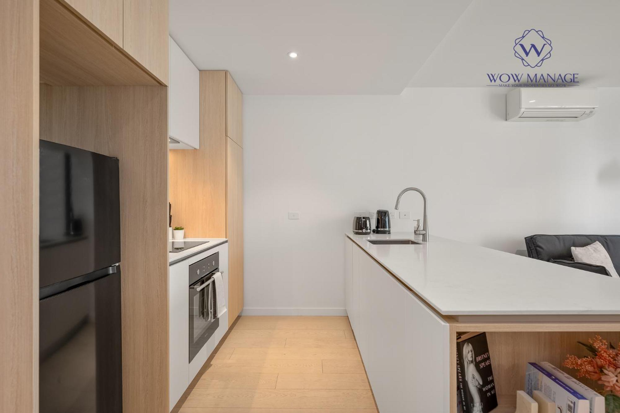Apartment Wow Self-contained On Hall Melbourne