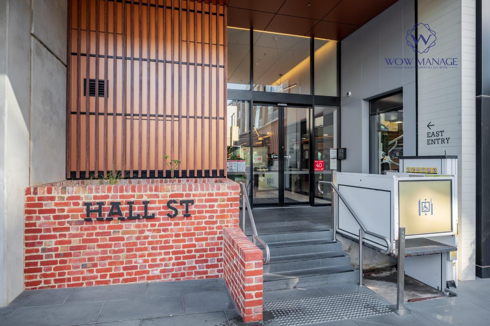 Wow Self-contained On Hall * Melbourne