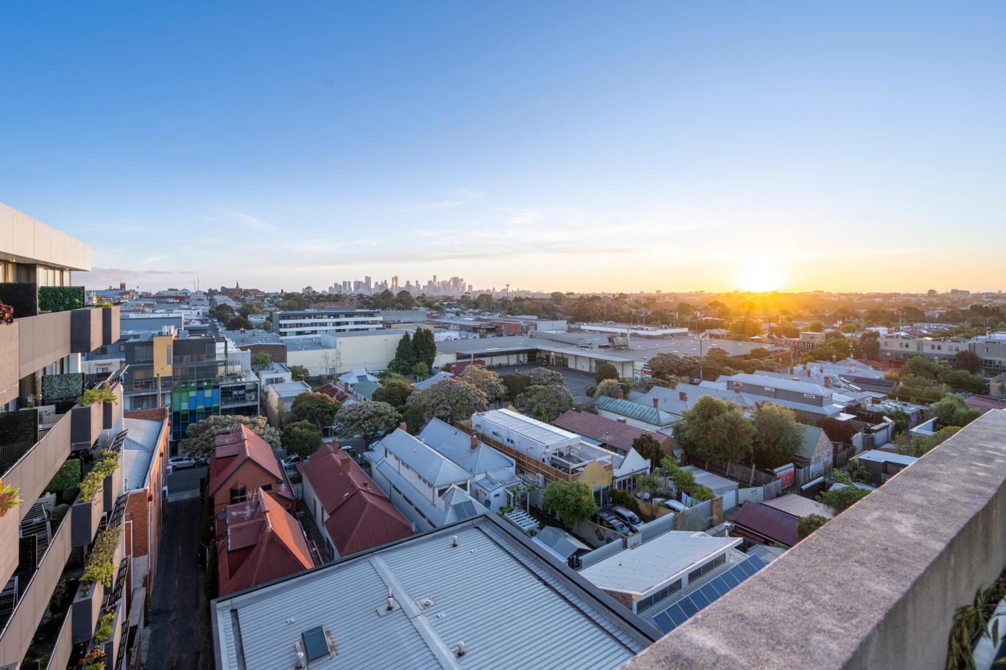 Mega Style The General Apartment Melbourne