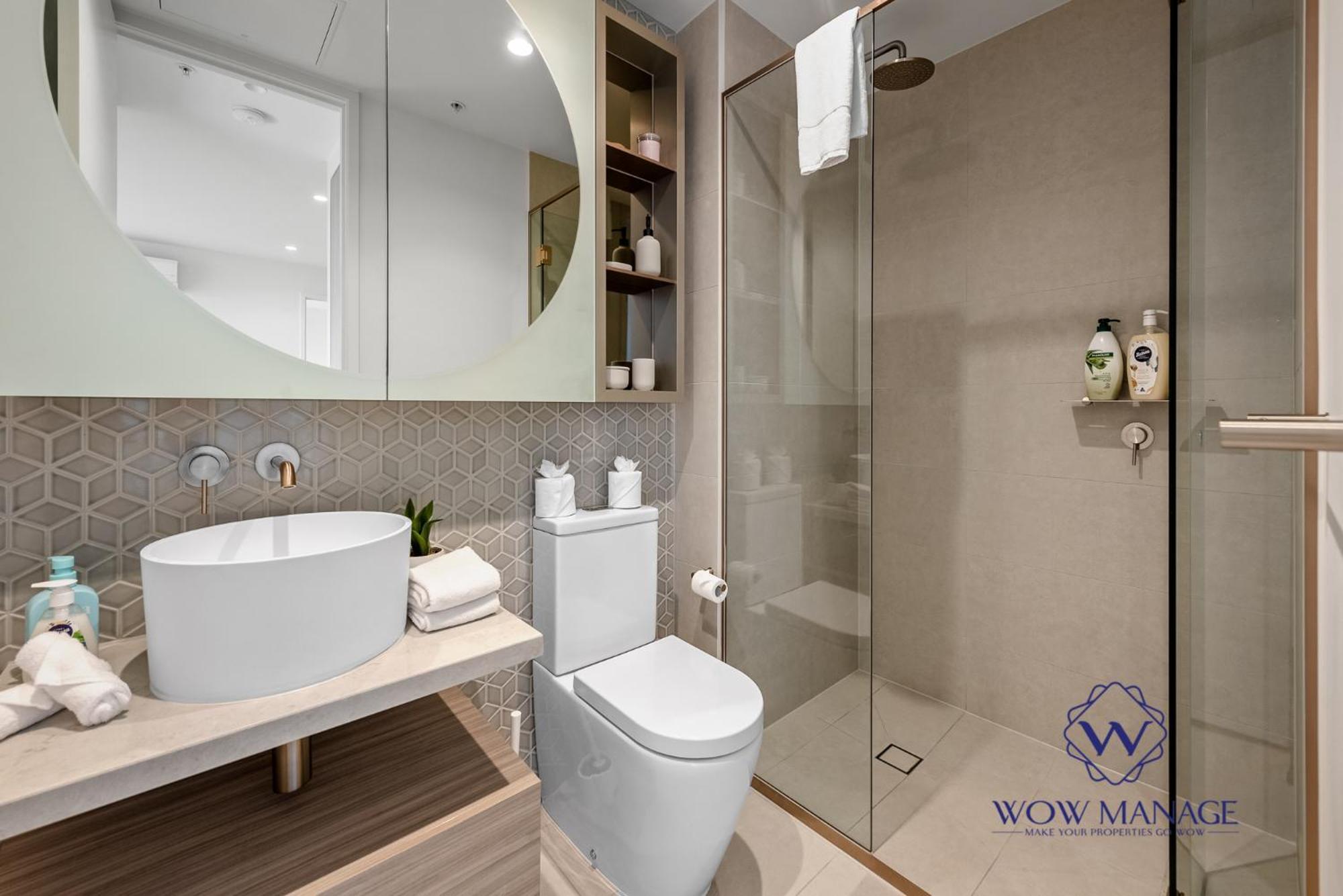 Apartment Wow Self-contained On Tarver Melbourne