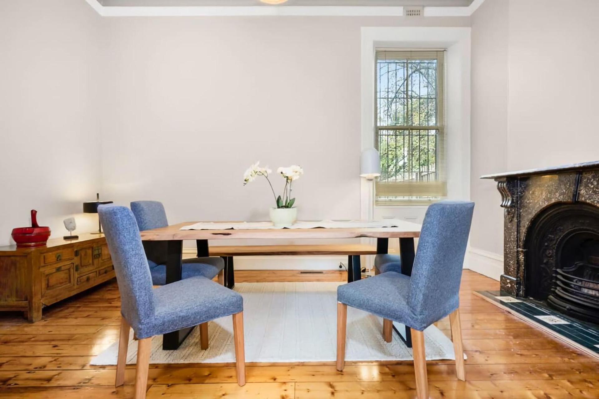 Charming Fitzroy Retreat Art, Dining, Serenity Melbourne