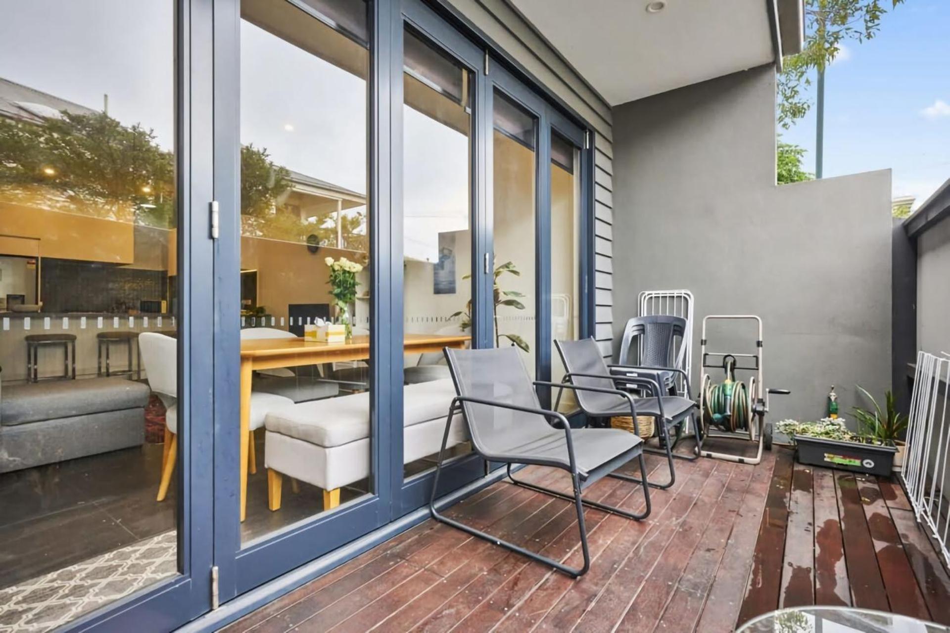 Chic South Yarra Gem - Near Chapel St & Holiday home Melbourne