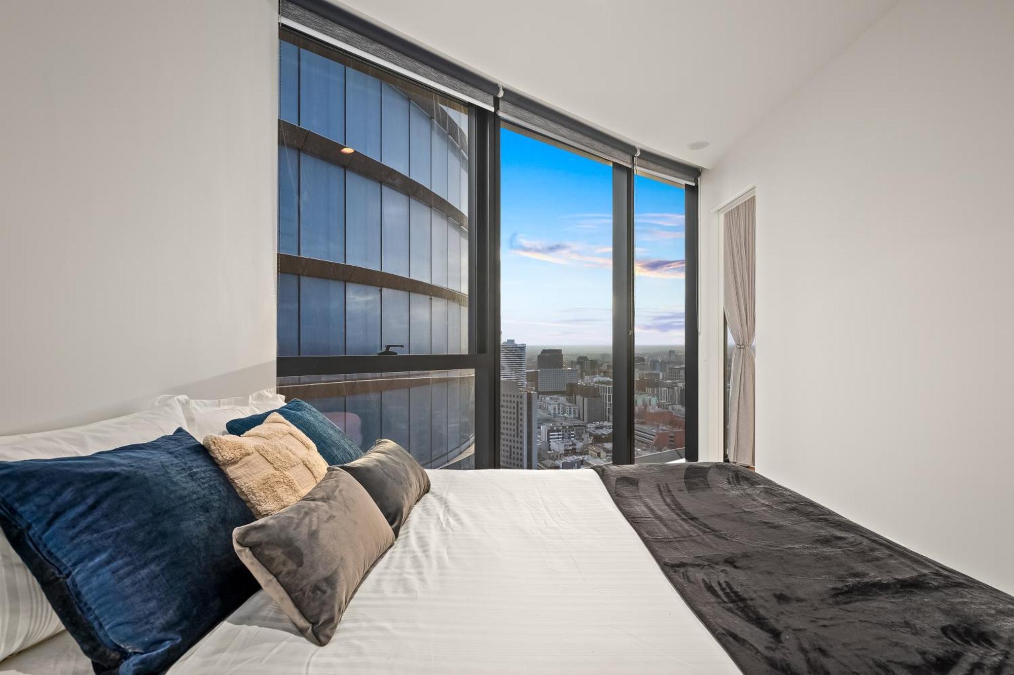 Apartment Luxurious Sapphire 1 Bed 1 Bath *