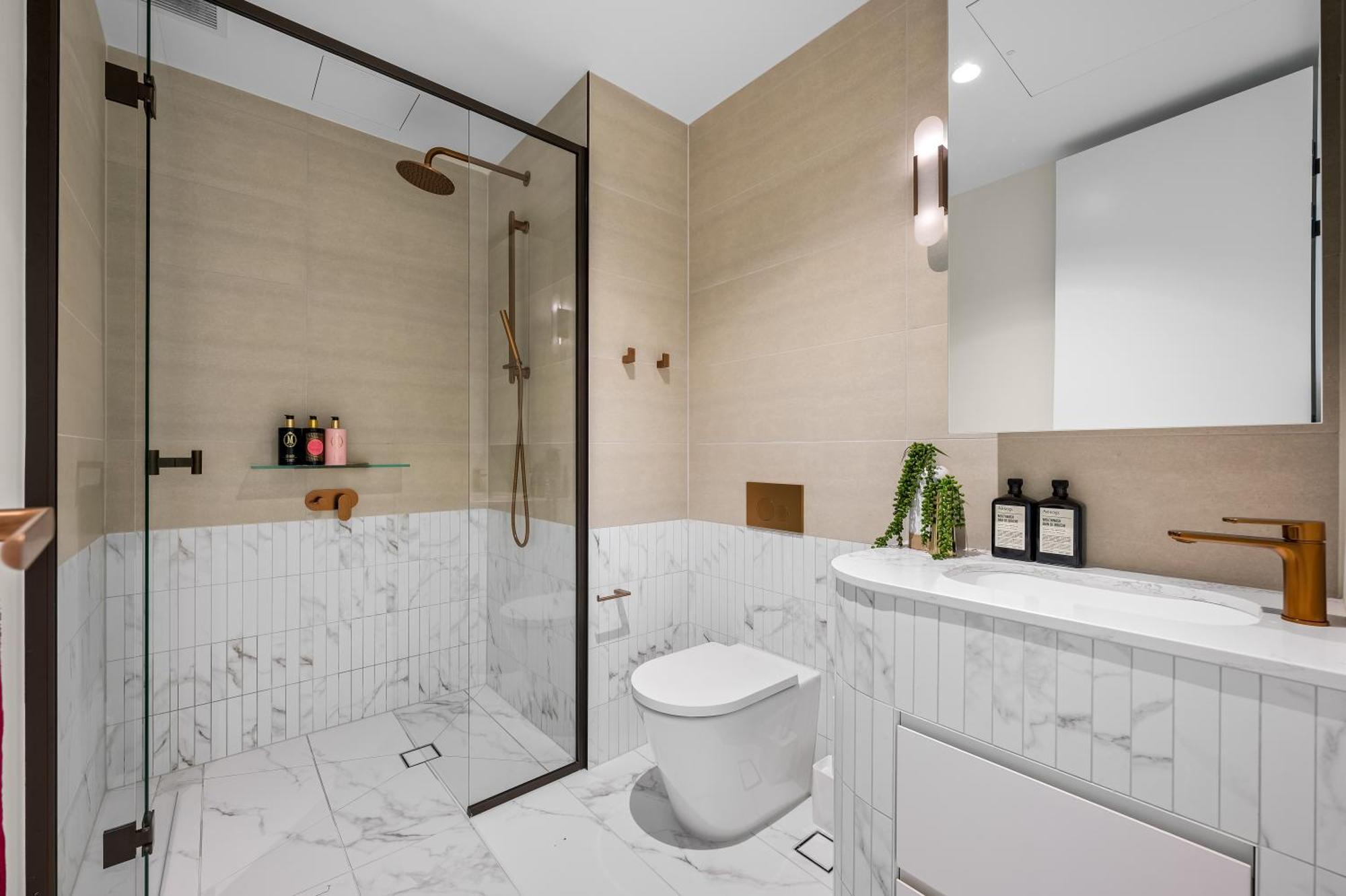 Luxurious Sapphire 1 Bed 1 Bath