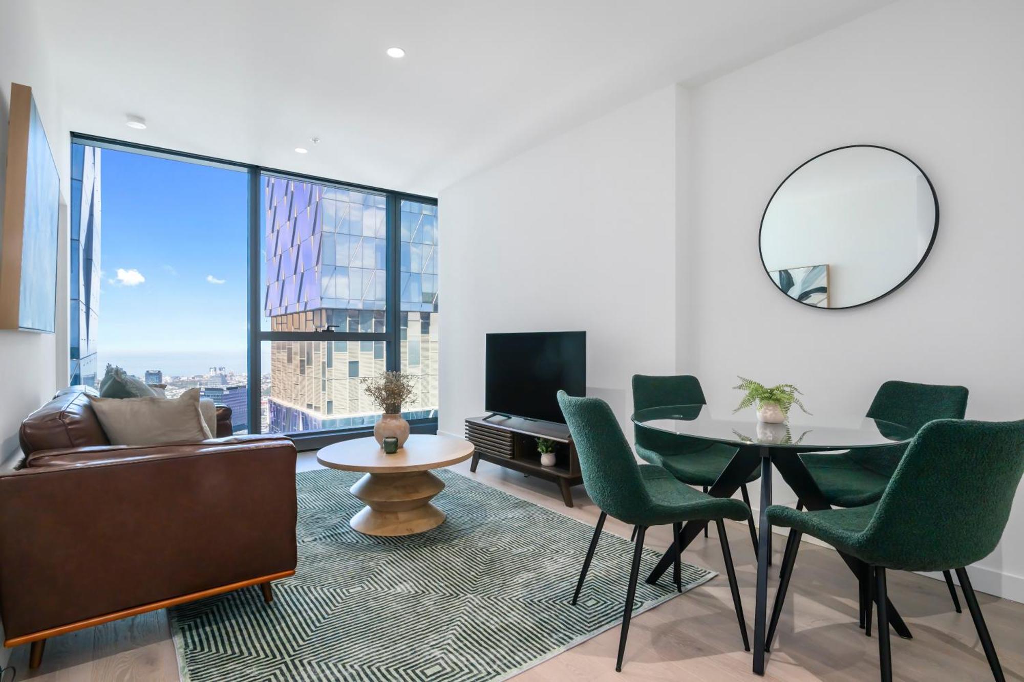 Bay And River Views In Location With Pool *