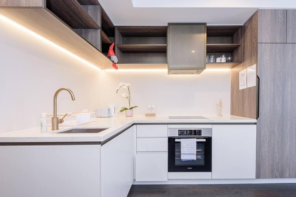 Charming One Bd In Location Tf5307 * Melbourne