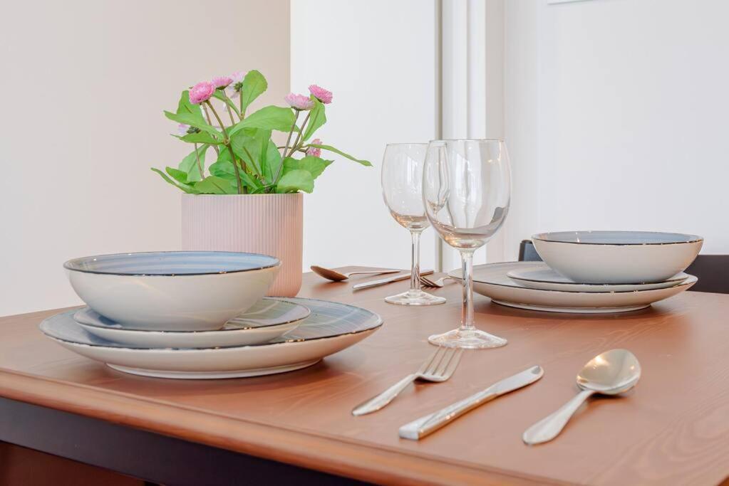 Charming One Bd In Location Tf5307 * Melbourne