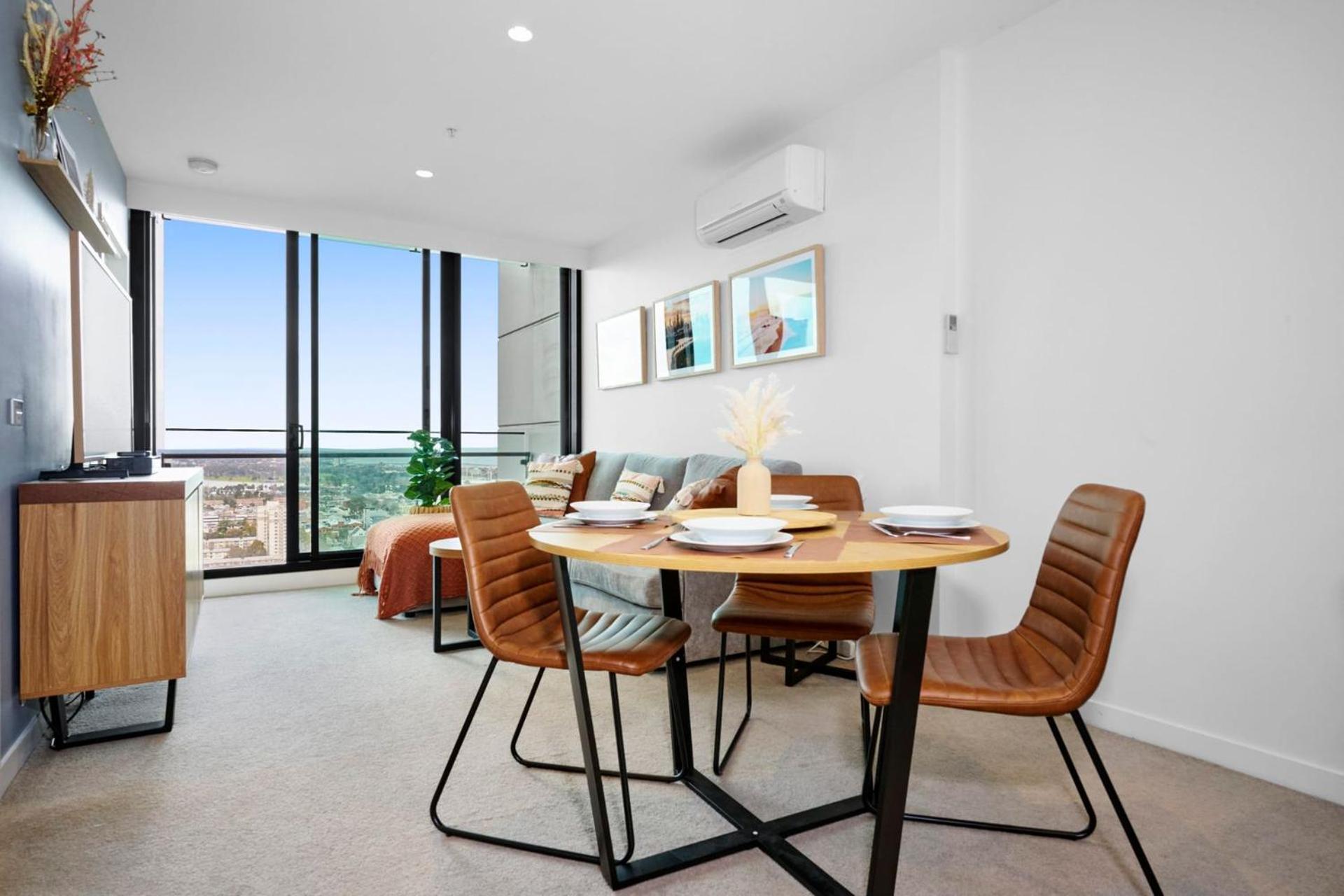 Apartment Stylishly Designed 2br In Southbank