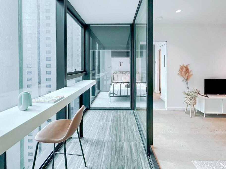 Elegant High Rise 2 Bed Near Melb Cbd Rmit Melbourne