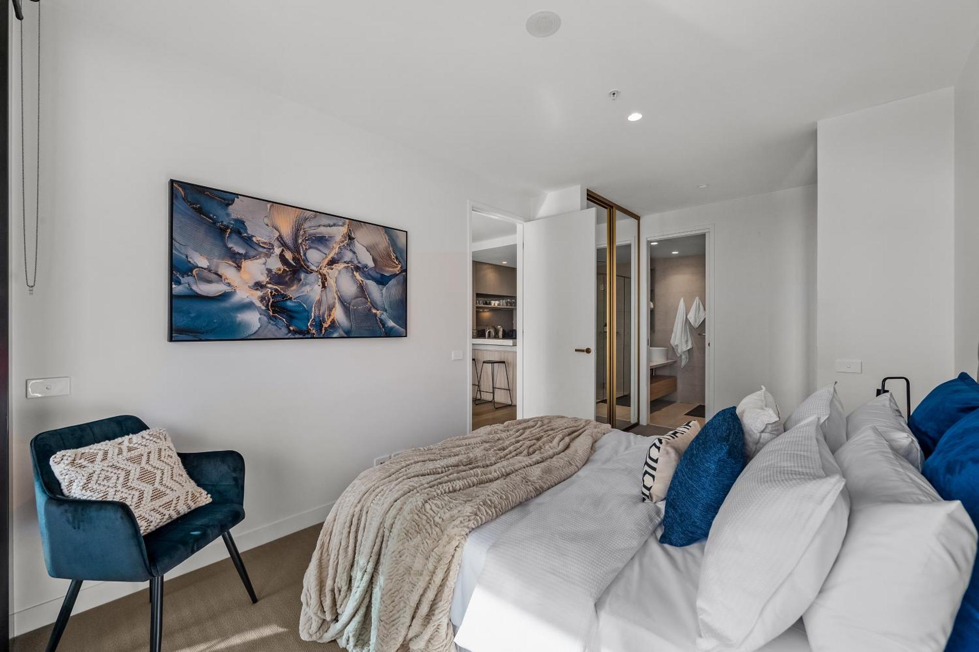 Apartment Wow Self-contained On Tarver Melbourne
