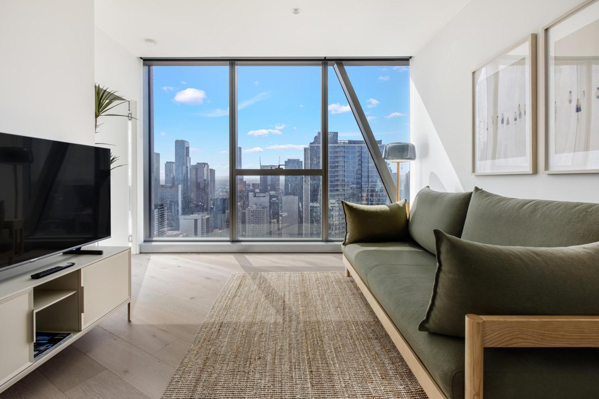 Modern Nomads Skyline View Escape - 2bedroom By Gardens And Station Melbourne