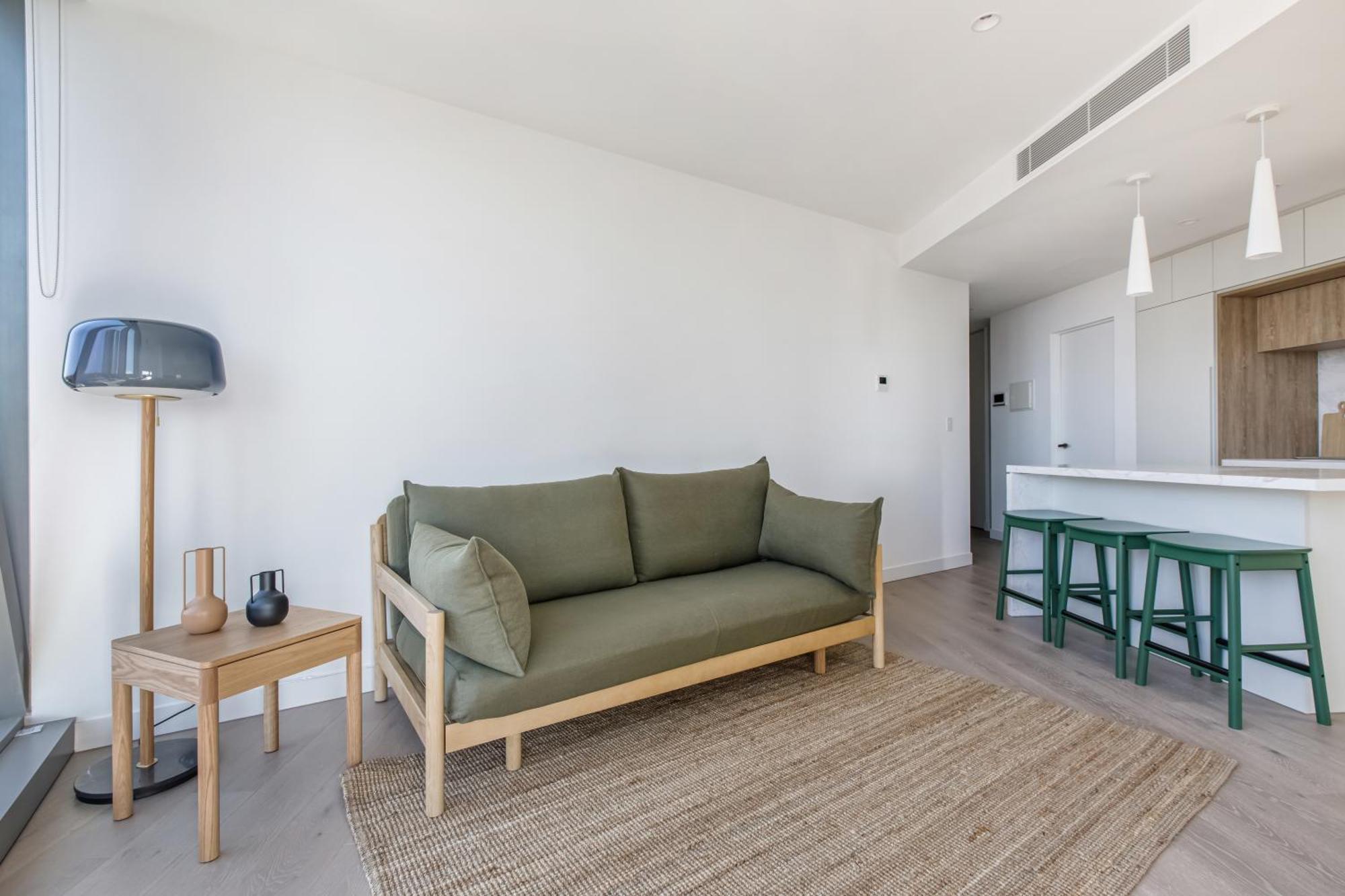 Modern Nomads Skyline View Escape - 2bedroom By Gardens And Station *