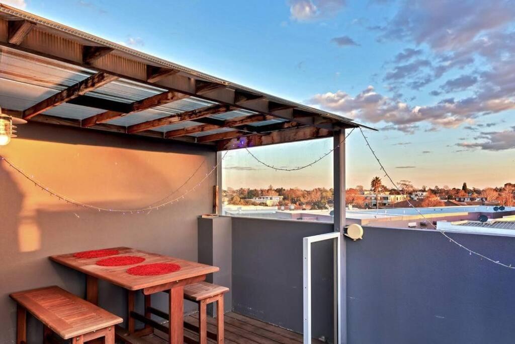 The Red Ember Retreat Apartment