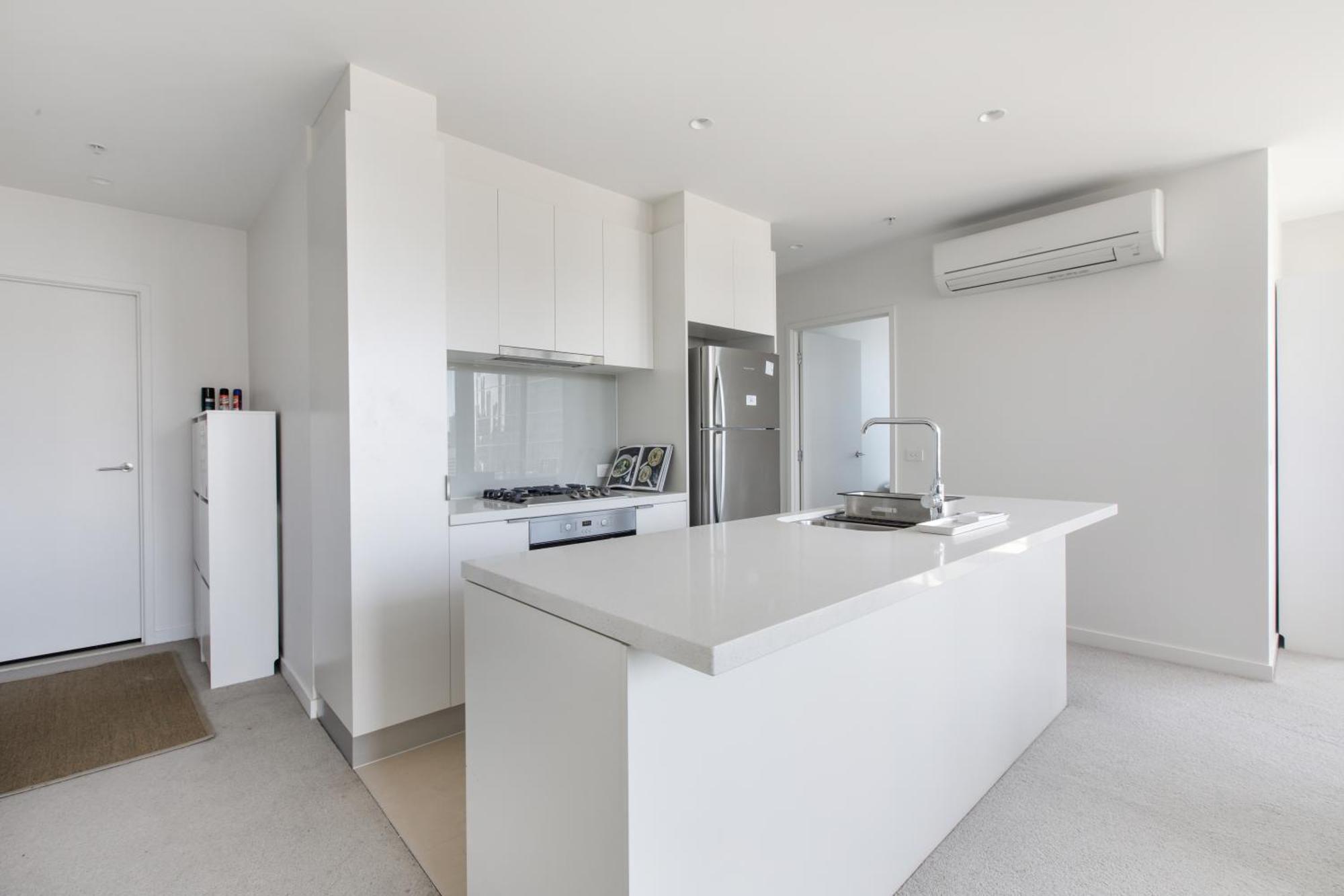 Apartment Modern Nomads Spacious Modern 2br Urban Retreat With View *