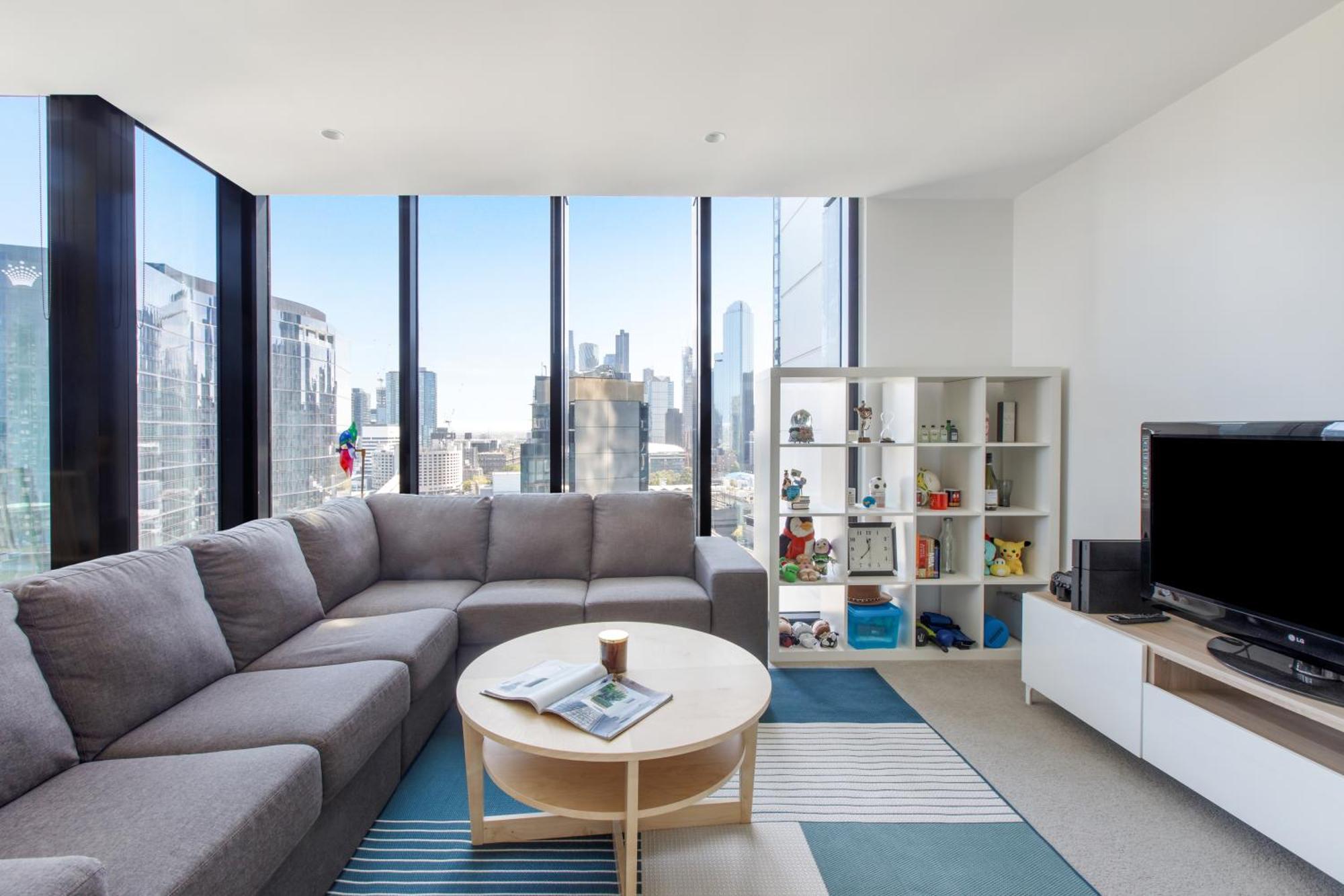 Modern Nomads Spacious Modern 2br Urban Retreat With View