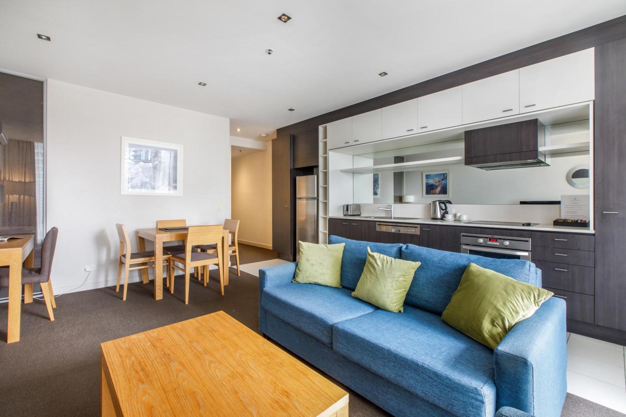 Apartment Modern Nomads Chic 1br With Balcony In The Heart Of South Yarra *
