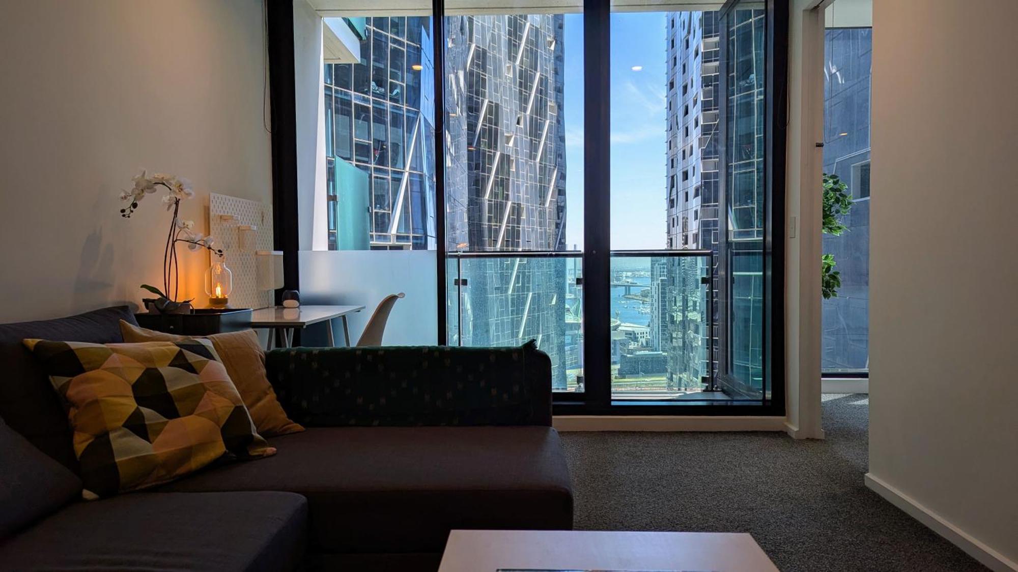 Apartment Cbd With Free Onsite Parking *