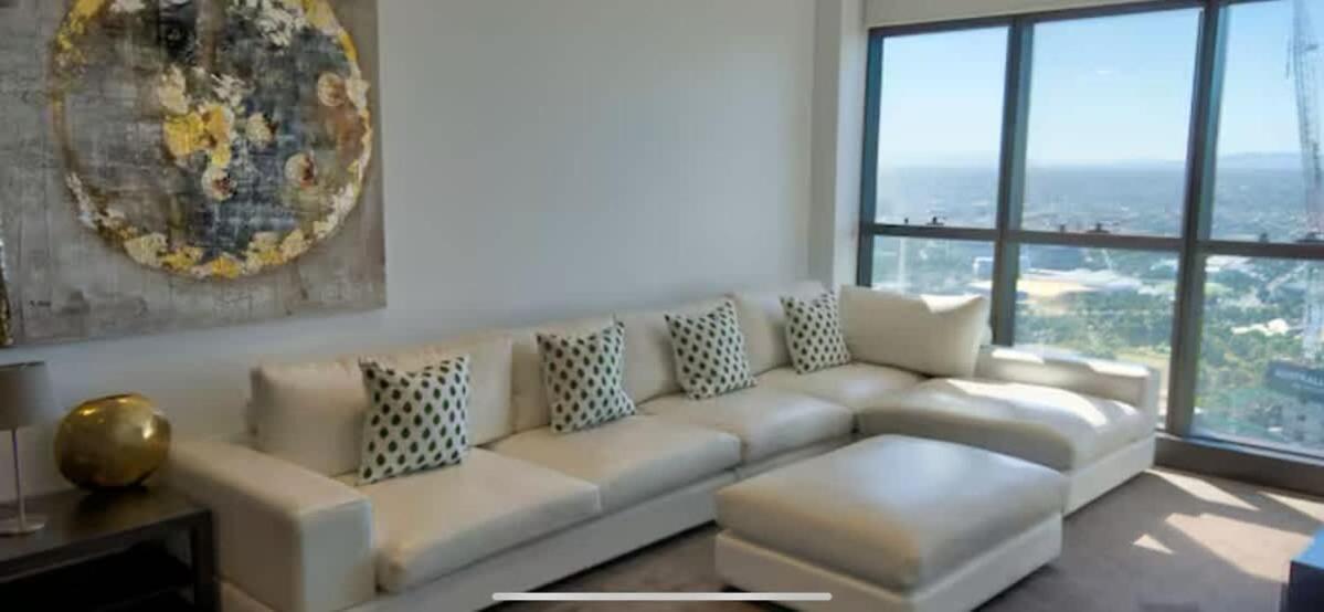 6 Bedrooms In Prima Apartment *