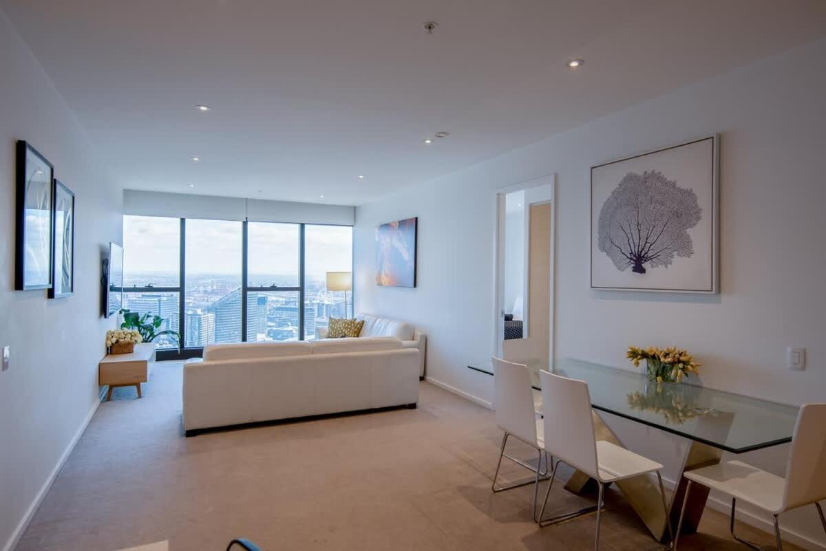 6 Bedrooms In Prima Apartment *