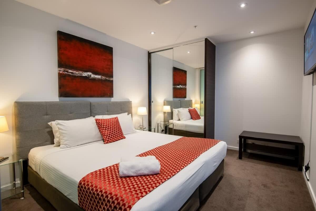 6 Bedrooms In Prima Apartment *