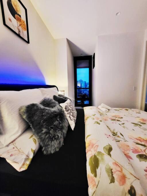 The Skyview - Australia 108 Apartment *