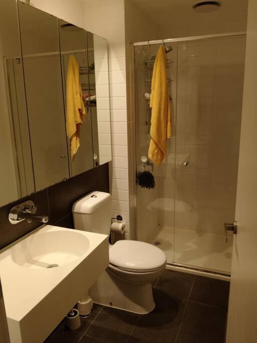 Apartment Cosy Cbd Crib Melbourne