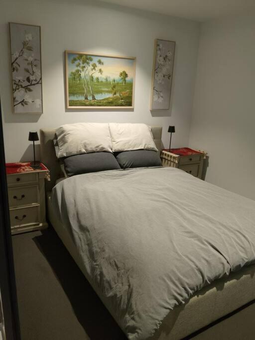 Cosy Cbd Crib Apartment *