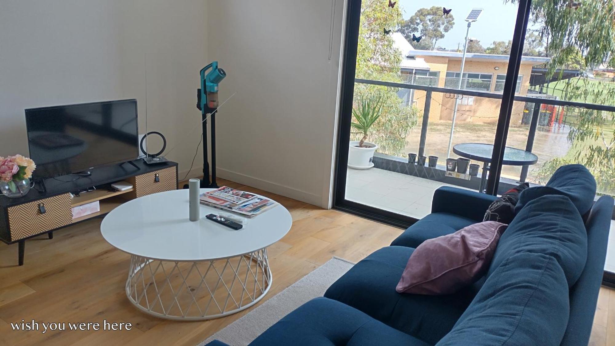 Pascoe Vale South, Vic, Australia With Domi Homestay