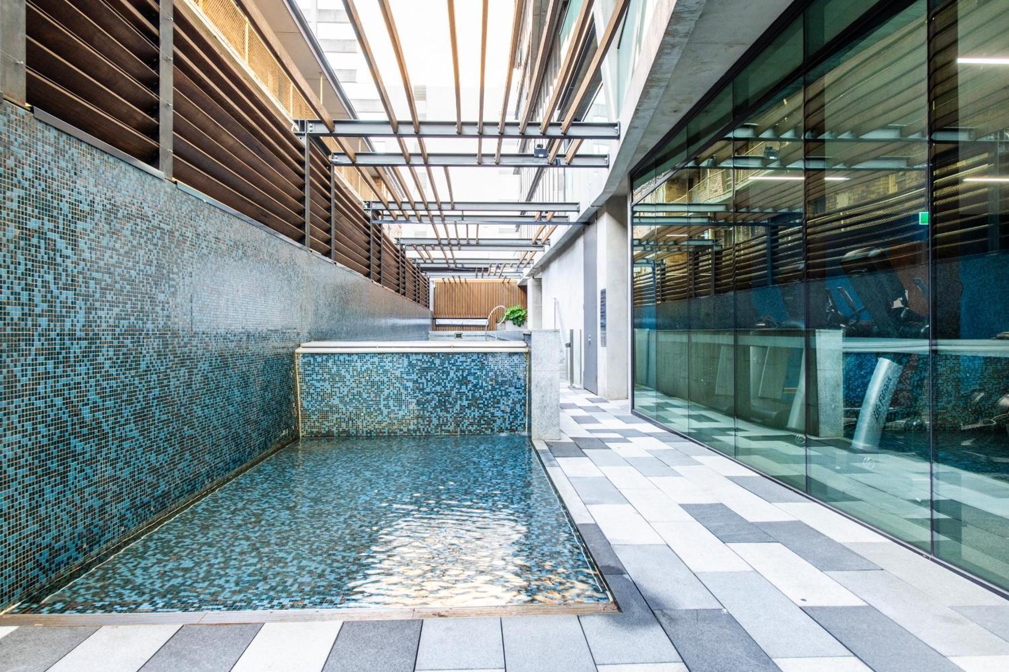 Apartment Lakeside By Fender Katsalidis Melbourne