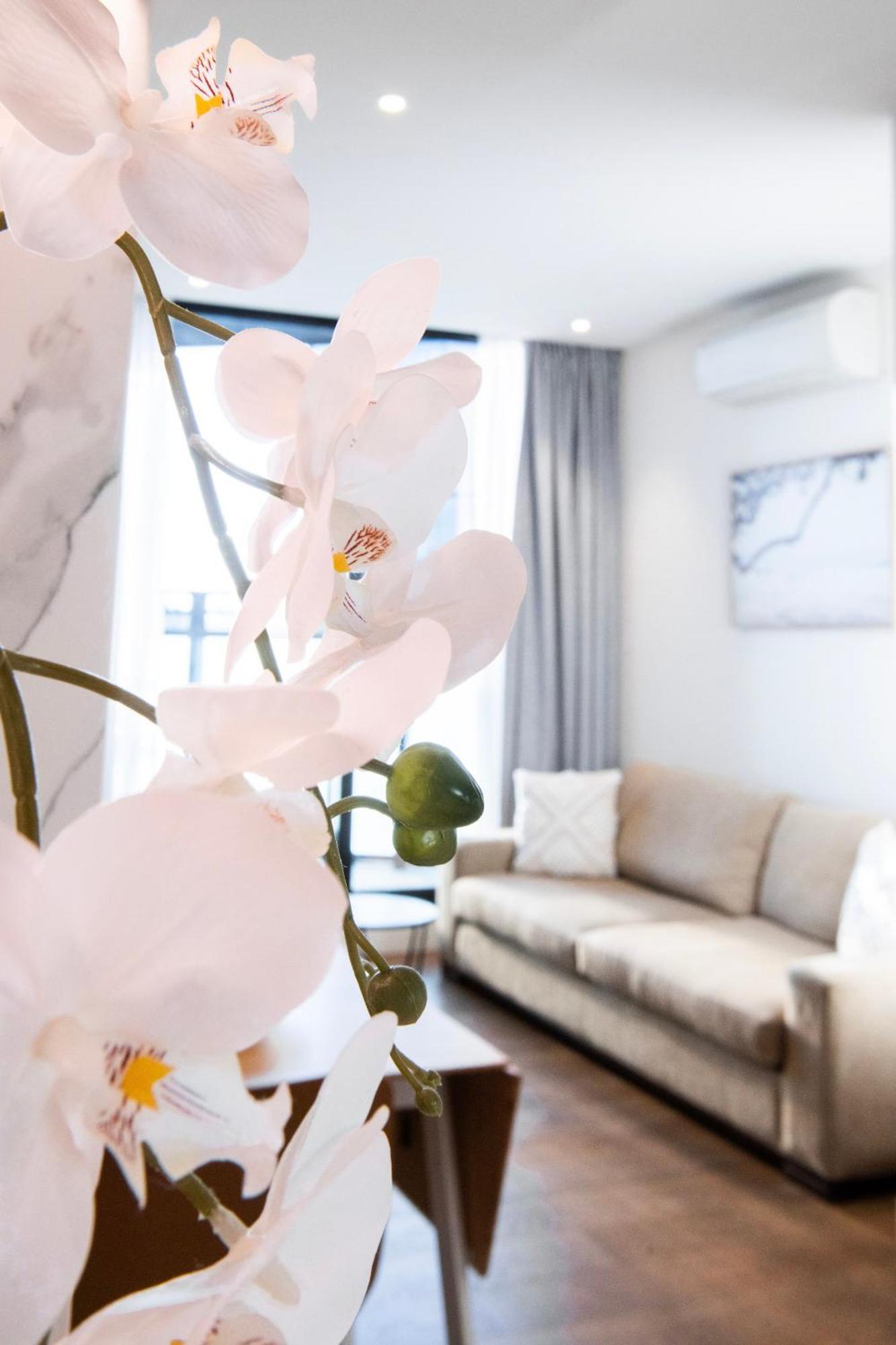 Lakeside By Fender Katsalidis Apartment Melbourne