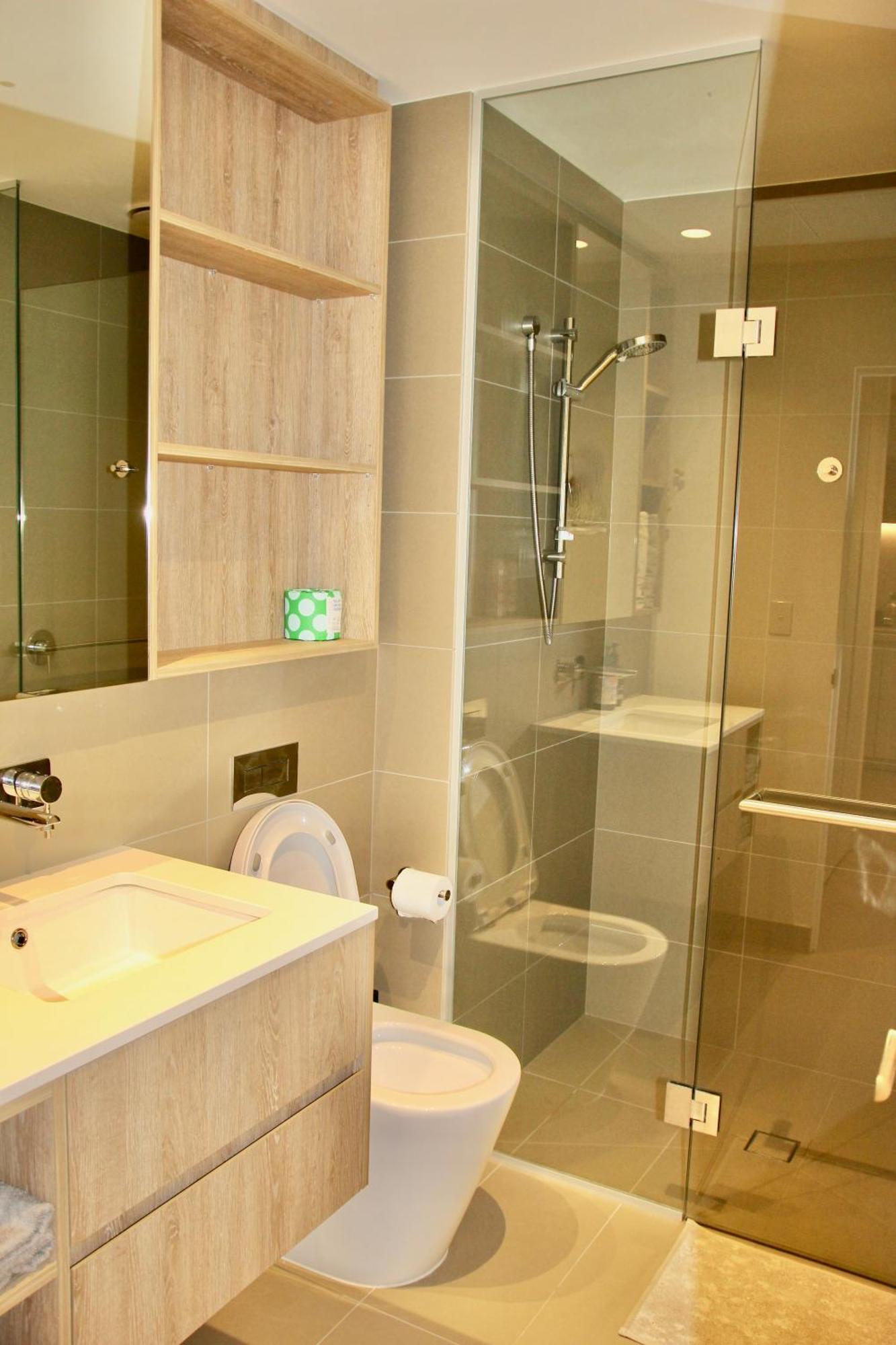 Apartment Chic 2br Luxury In Prime West Side Complex Center Of It *