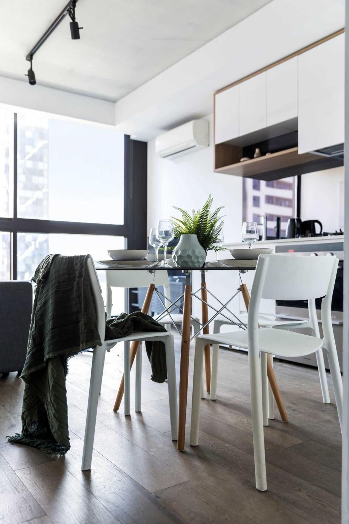 Stylish 2br With Panoramic Views