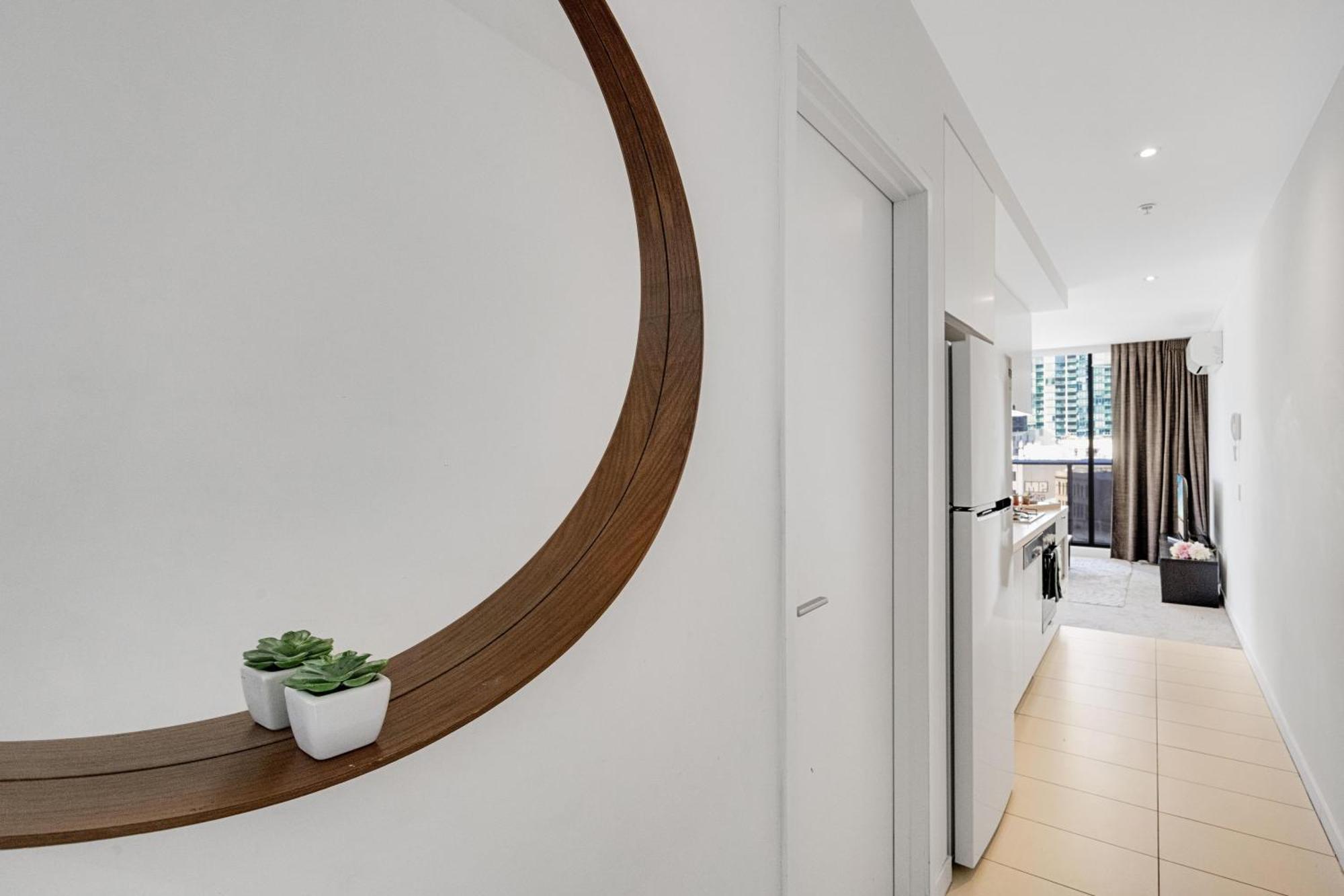 Skyline Haven Steps From Crown In Southbank Apartment Melbourne