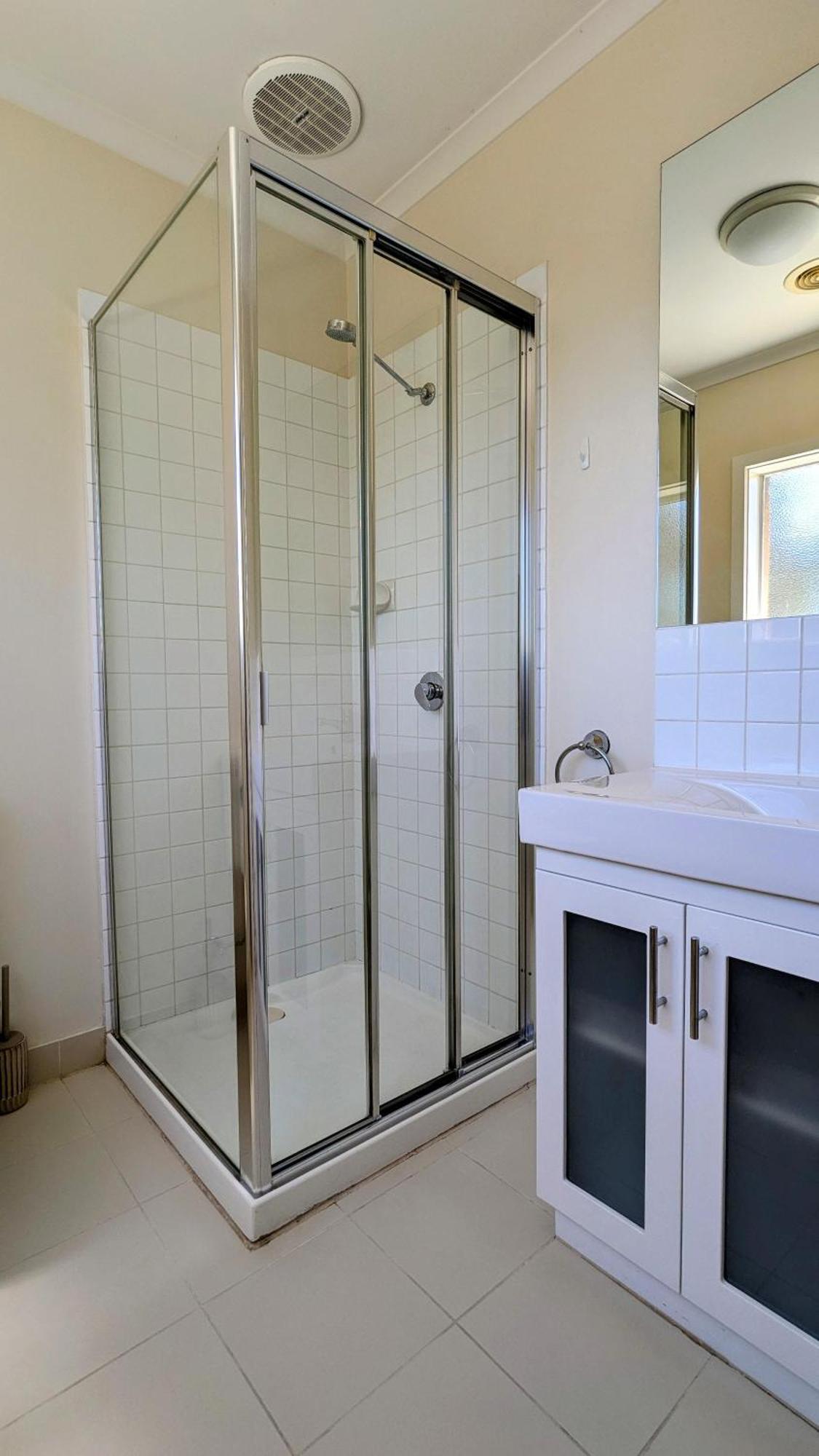 Retreat Townhouse Pentridge Village Holiday home *